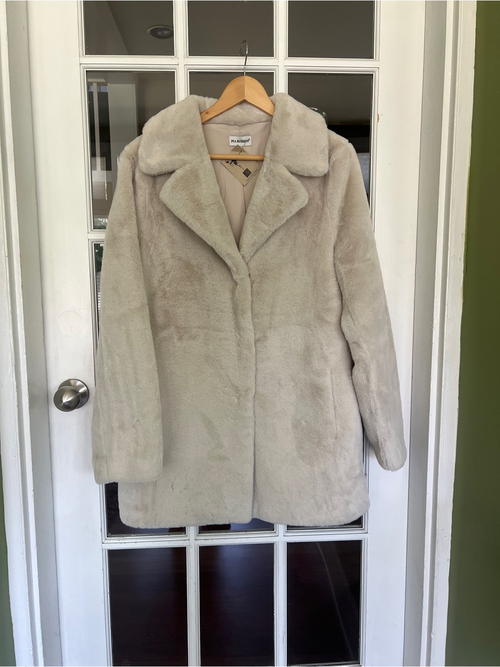 Faux Fur Cream Coat - Women's Luxurious Winter Jacket